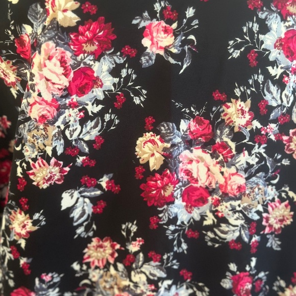 Floral Fringe Open Cardigan - Picture 3 of 4